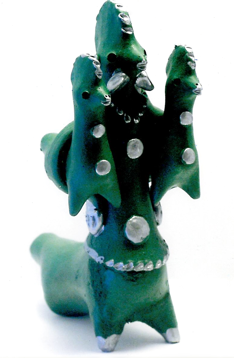 "Петух с петушками", 2013 г., кр. глина, обжиг, масл. кр., серебрение