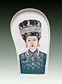 Чжен Синво - г.Таньшан, провинция Хэбэй, КНР «Девушка». Художественный фарфор, росписью. 2021 год